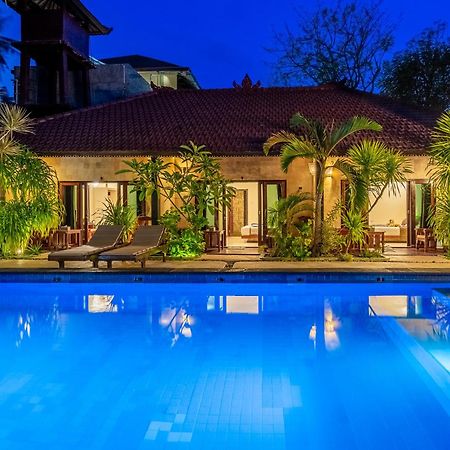 Senang Villa Gili Air Exterior photo