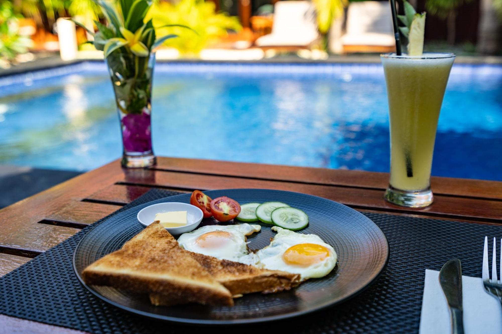Senang Villa Gili Air Exterior photo